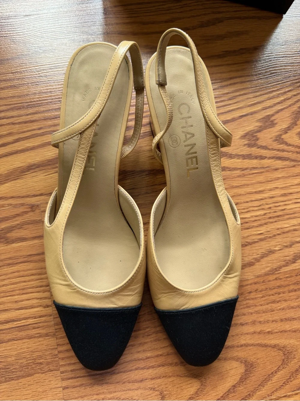 Chanel Slingbacks Beige and Black Size 37